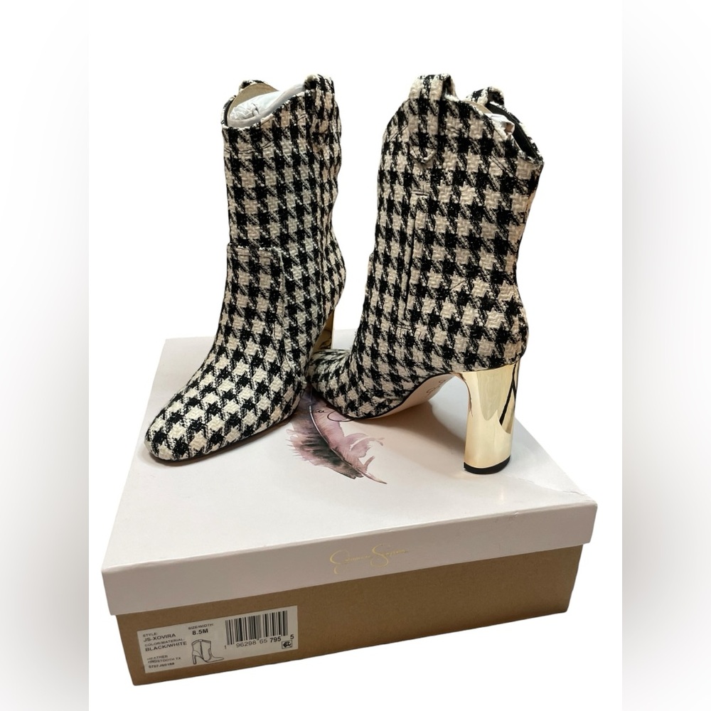 Jessica Simpson Women's Xovira Mid Calf Boot, Black/White, 8.5